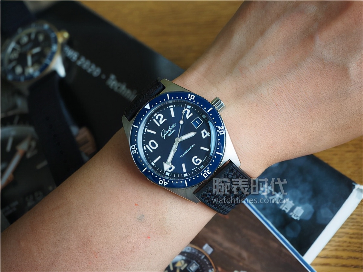 格拉苏蒂腕表入门款,格拉苏蒂seaq手表