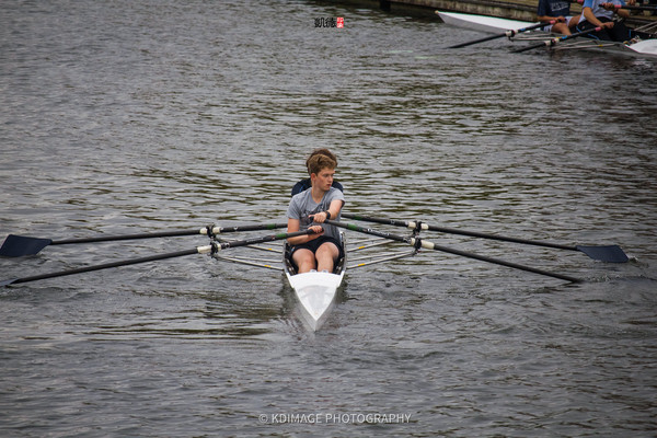 伊顿公学和霍格沃茨哪个好,英国贵族伊顿公学
