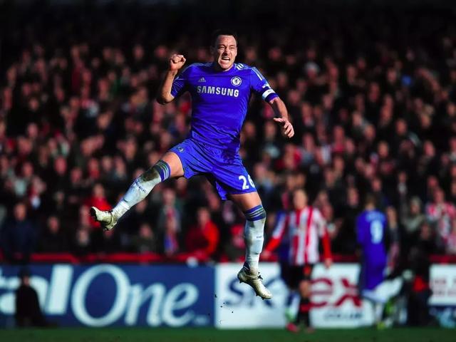 八人制足球322阵型详解,足球教学视频40集