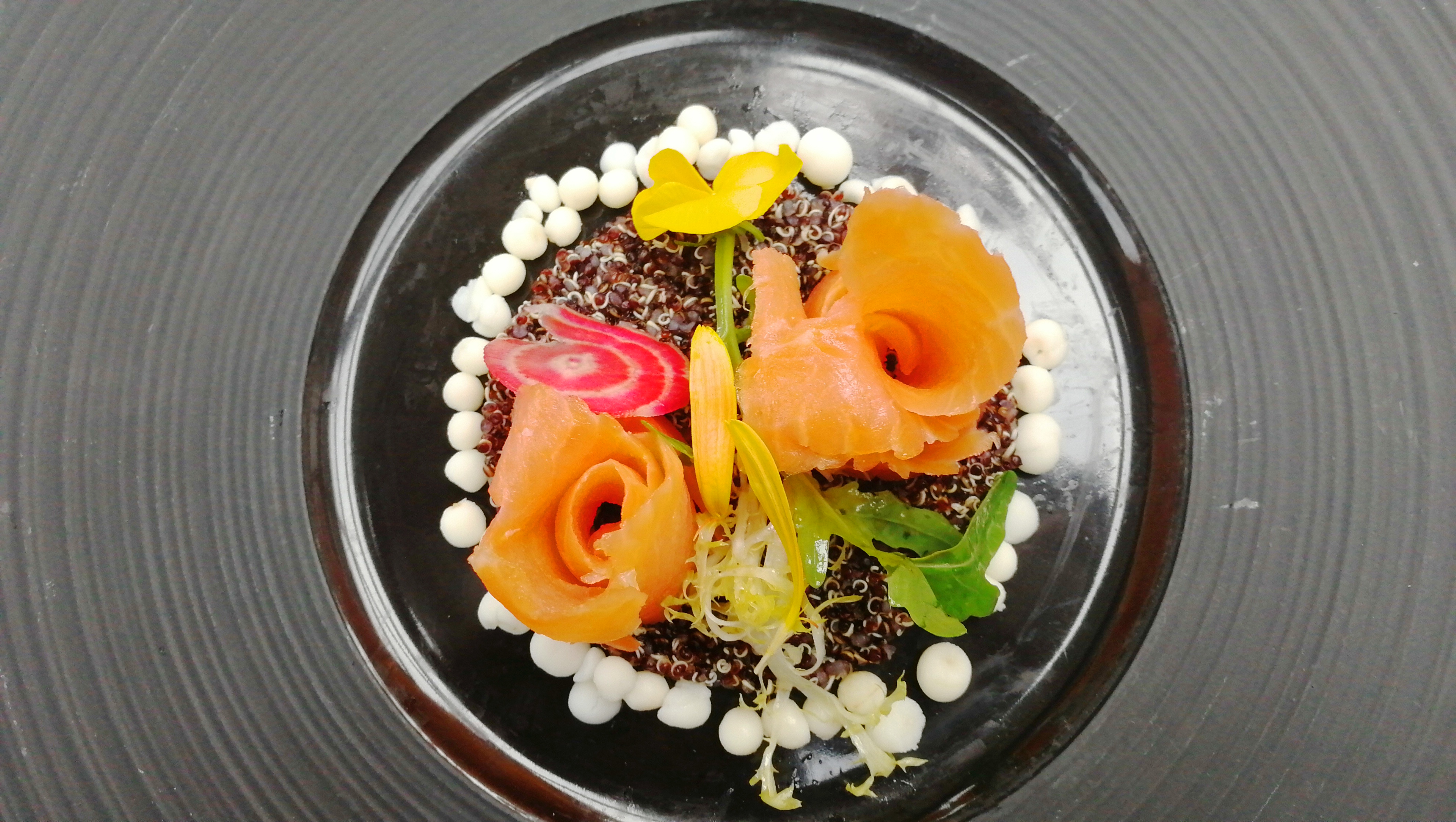 司马台长城的壮观雄奇+北方人的梦里水乡，都在这座京郊水镇了