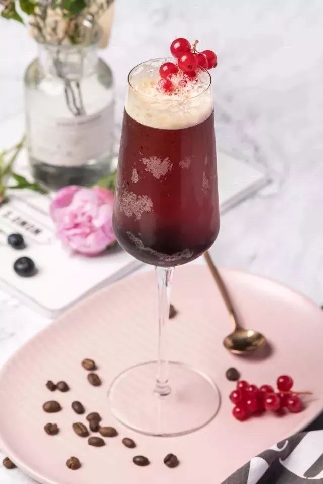 既然年终聚餐躲不掉，那就盘它啊！