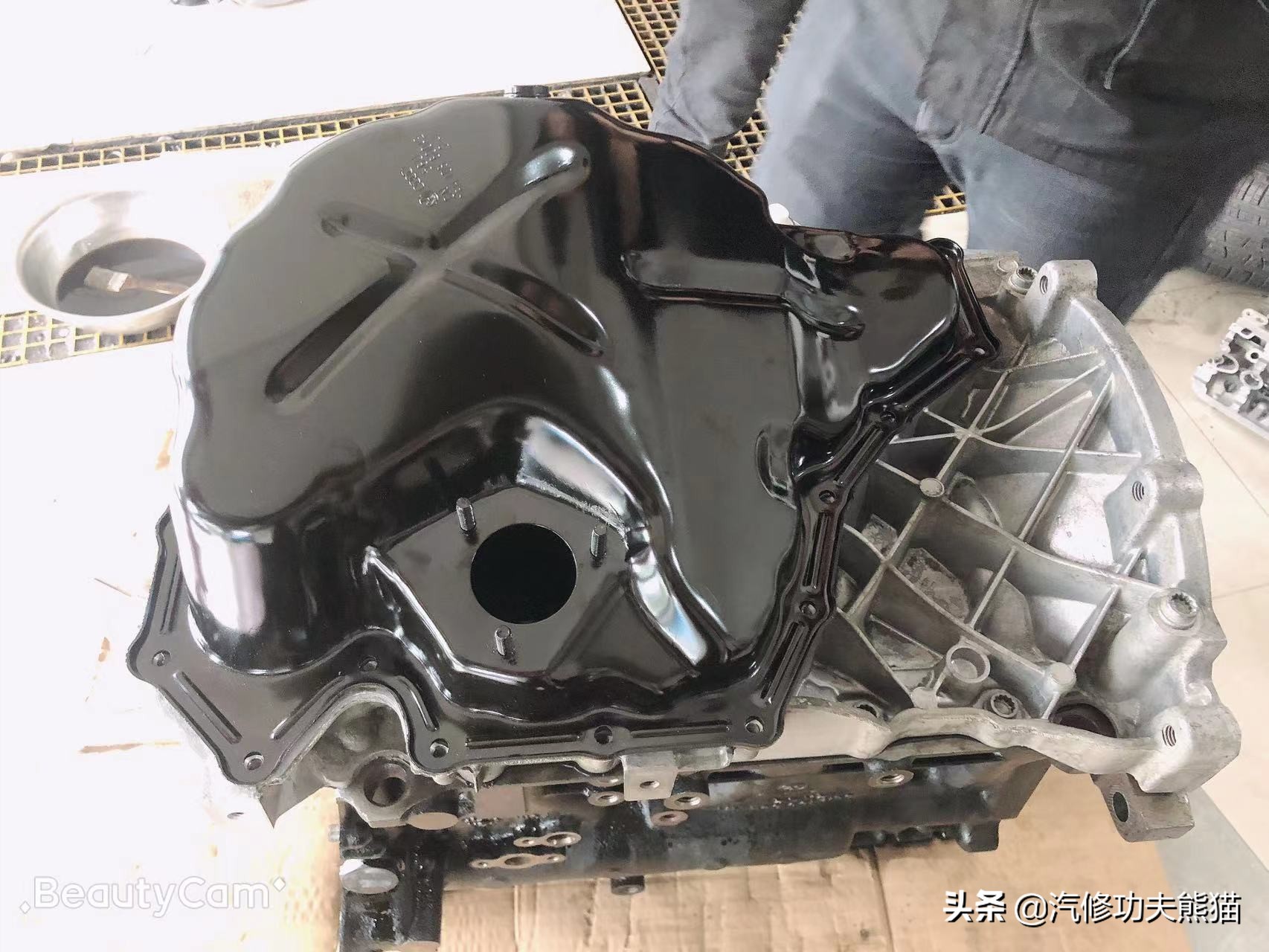 当年奥迪q5落地多少钱,当年奥迪q52018款典藏版价格