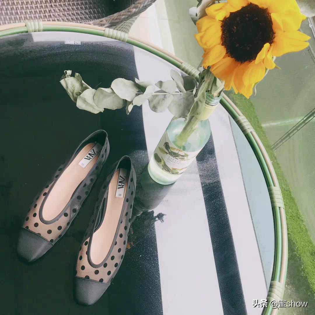 zara平底尖头鞋推荐,zara平底鞋搭配