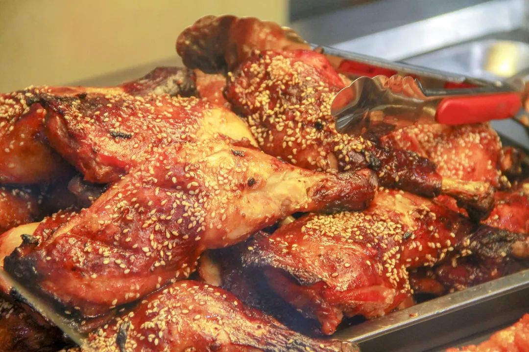 天津好吃的美食一条街晚上,天津中山路美食街