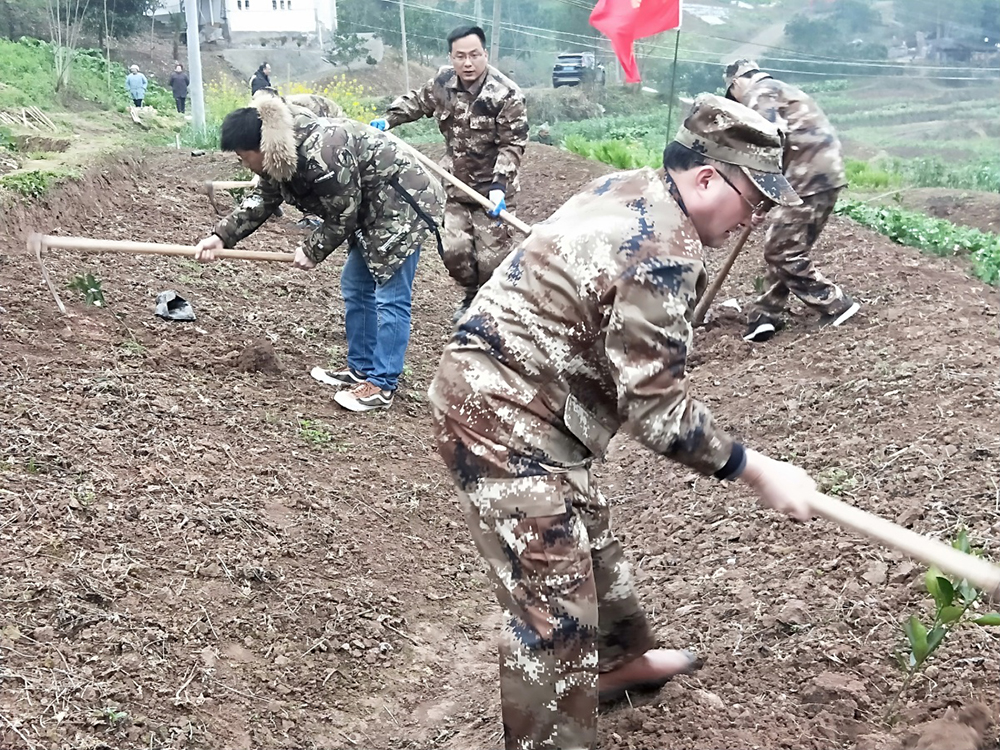 重庆万州双拥模范城,军民团结一家亲同心共筑中国梦