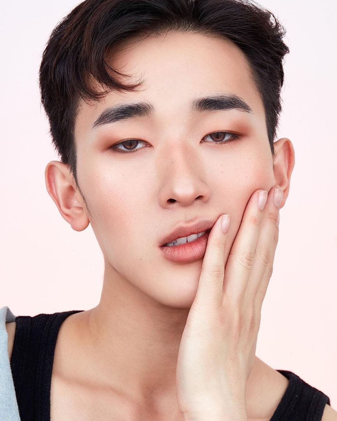 化妆堪称换脸的美妆博主,美妆博主教你温柔妆容