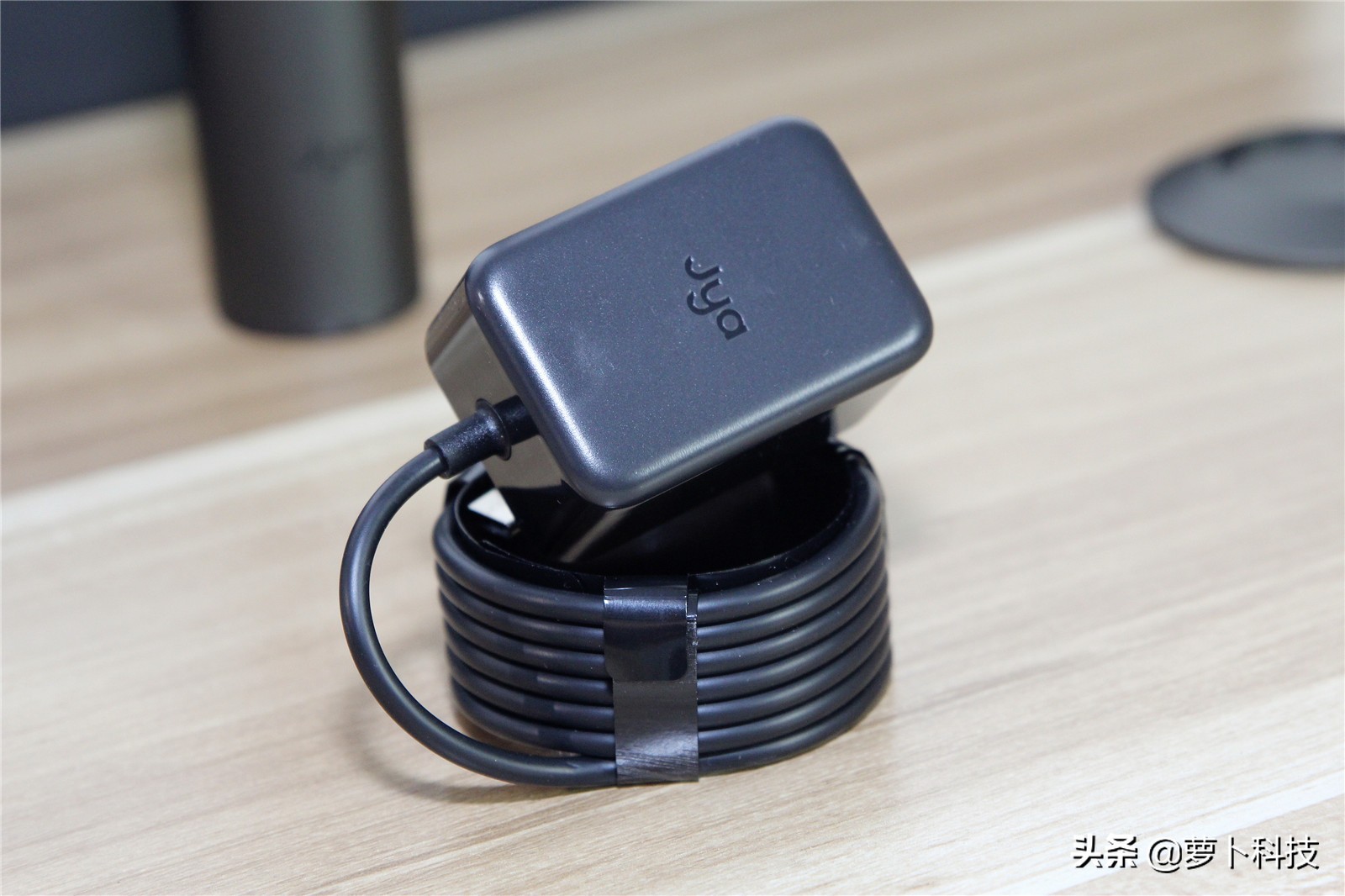 台灯测评巨亮,高品质台灯测评