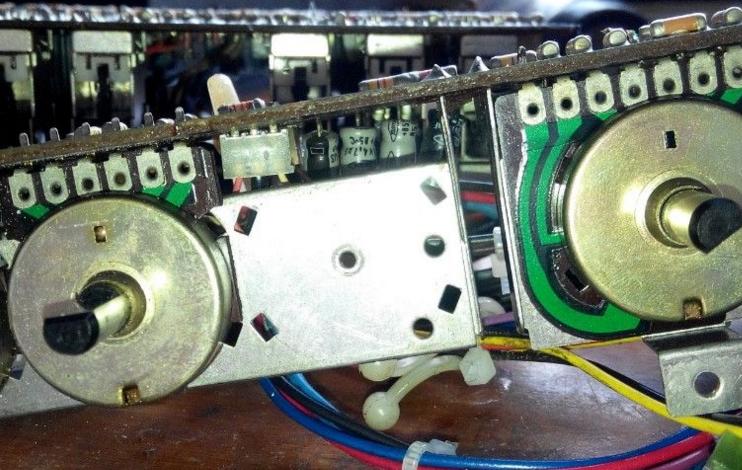 夏普收录机777的尺寸是多少,夏普777收录机电机拆卸视频