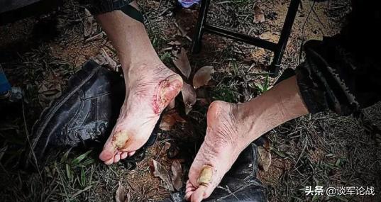 中国陆军新式迷彩鞋,中国陆军特种迷彩鞋