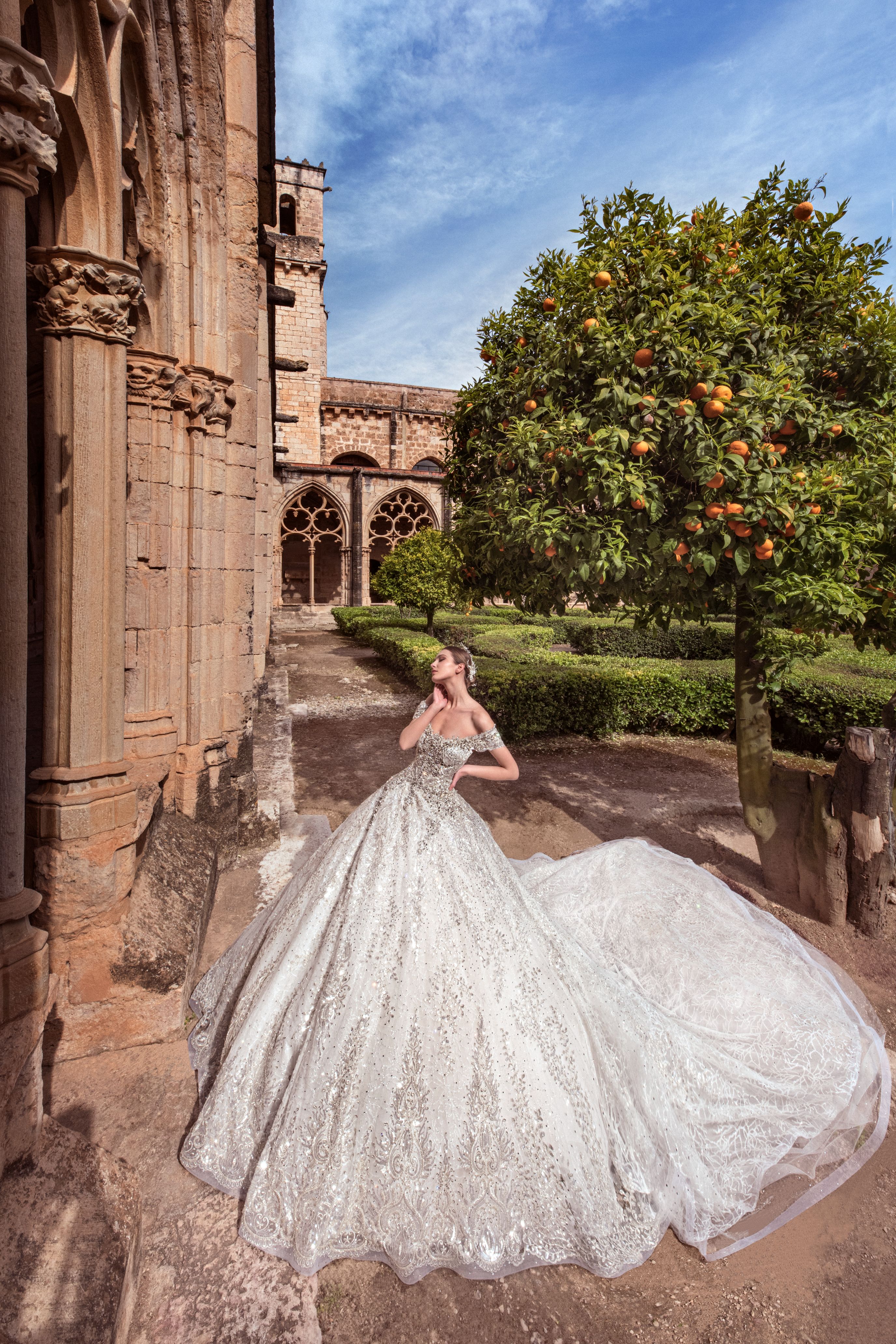 juliakontogruni高定婚纱,juliakontogruni婚纱多少钱