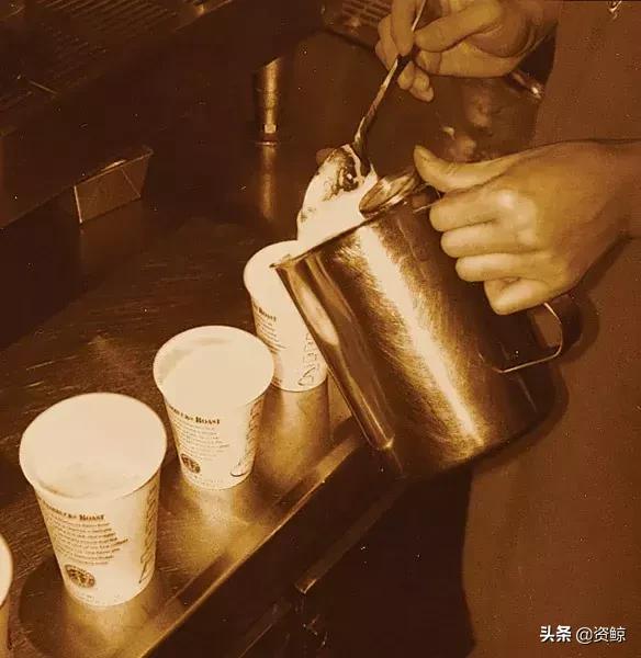 星巴克创始人舒尔茨励志视频,星巴克创始人谈创业