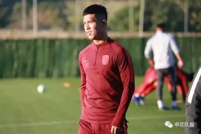 现在申花足球运动员徐友刚简介,国足与申花