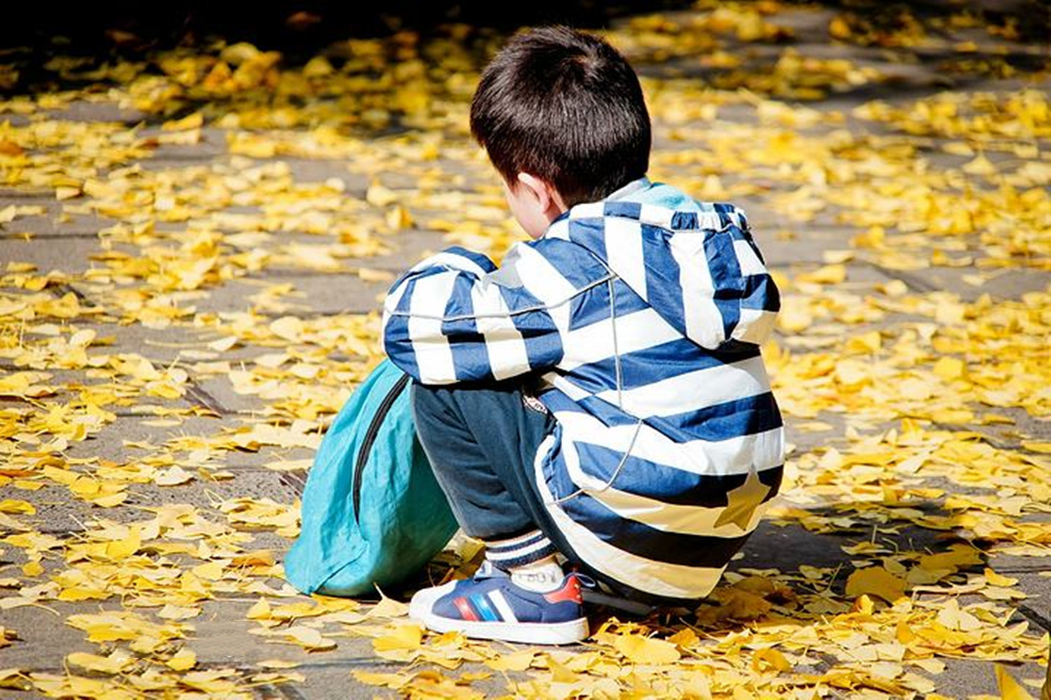 孩子喜欢这种颜色可能抑郁了,你家孩子会喜欢什么样的家长