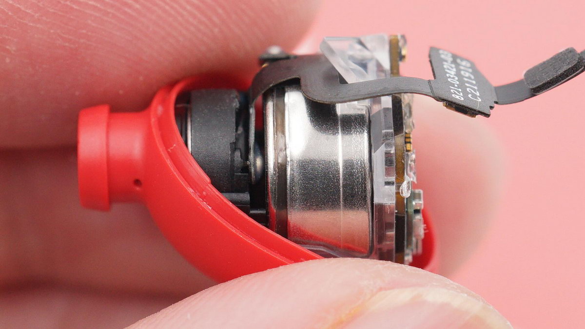 苹果airpodspro对比beats,airpodspro和beatsstudiobuds到底谁好