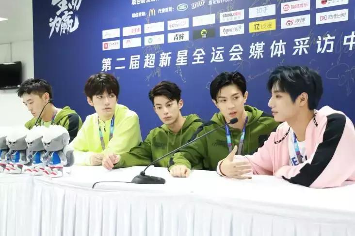 李汶翰周震南超新星,李汶翰李振宁专访