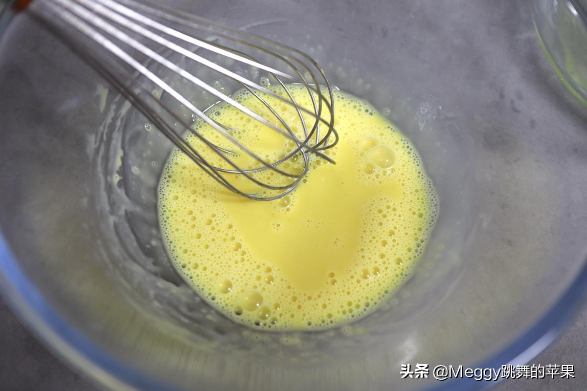 杯子蛋糕不塌不回缩的配方,如何让杯子蛋糕蓬松柔软不塌