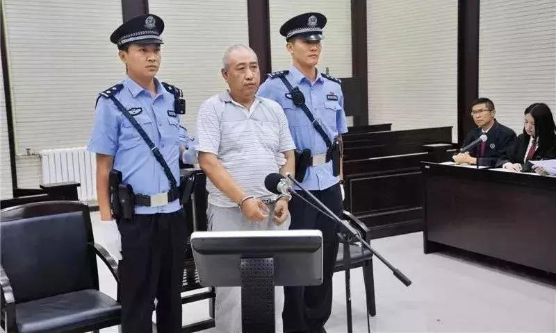 杀人回忆里凶手被抓,杀人回忆凶手抓到了么