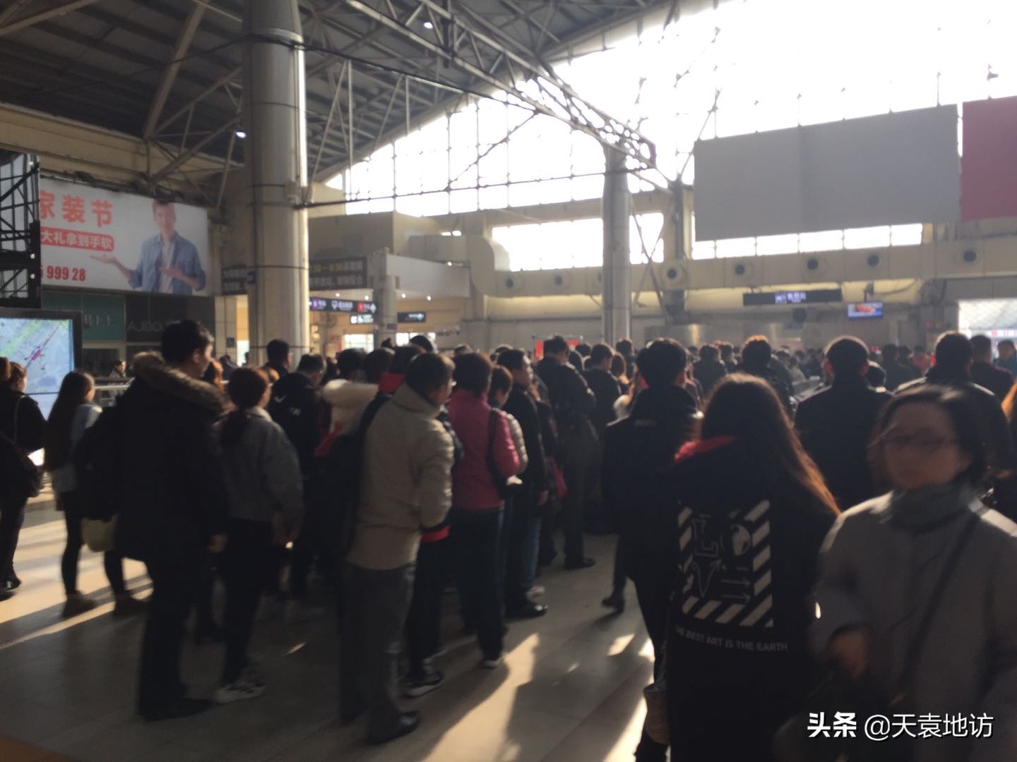 莘庄工业区2路公交车几分钟一趟,莘庄从哪里坐虹桥枢纽5路