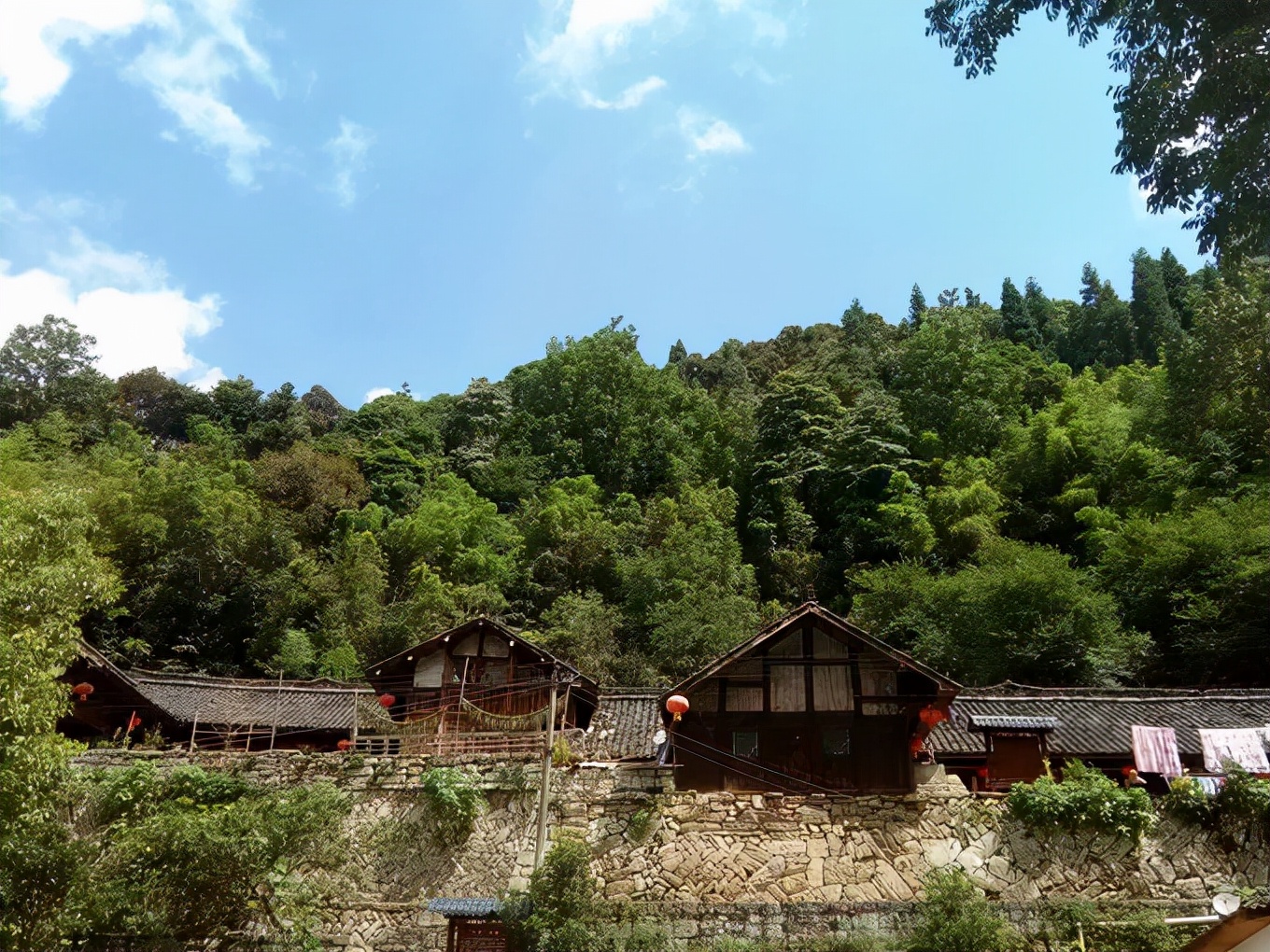 云南旅游特色小镇有哪些,比较有特色的云南小镇