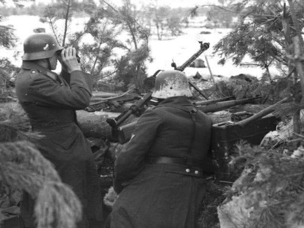 德意志咆哮之火：MG15机枪沉沦记，两个版本同名却不同“根”