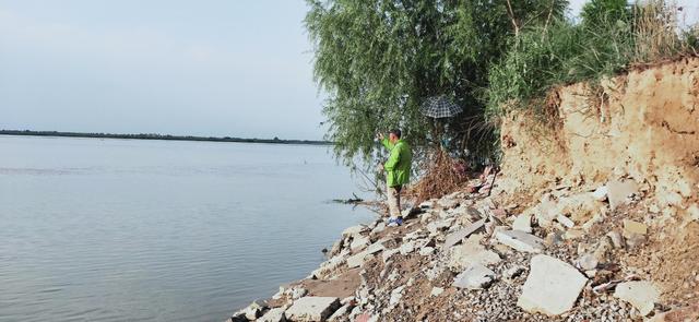 邕江野钓牛尾巴鱼,黄河半碗水半碗沙
