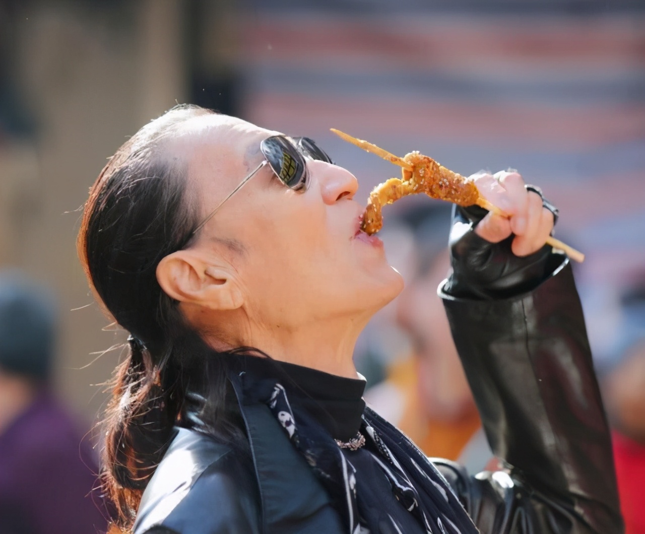 谢贤谈婚姻失败哽咽,谢贤有过几次婚姻