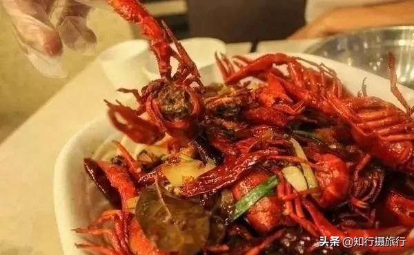 国内五条美食街全吃过才算吃货,国内值得推荐的4条美食街