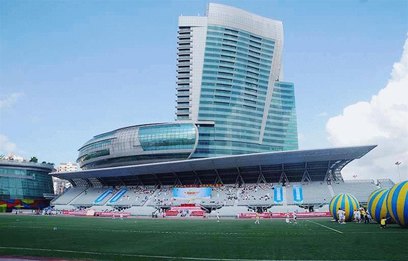 夏日炎炎来游泳馆避暑,炎炎夏日露天泳池