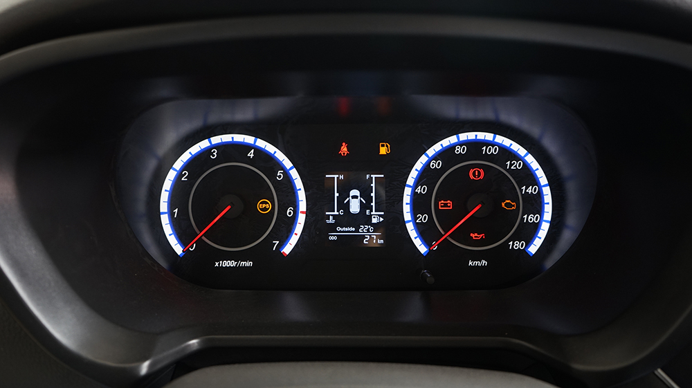 长安欧诺s静态体验,长安欧诺s封闭货车2017款参数配置