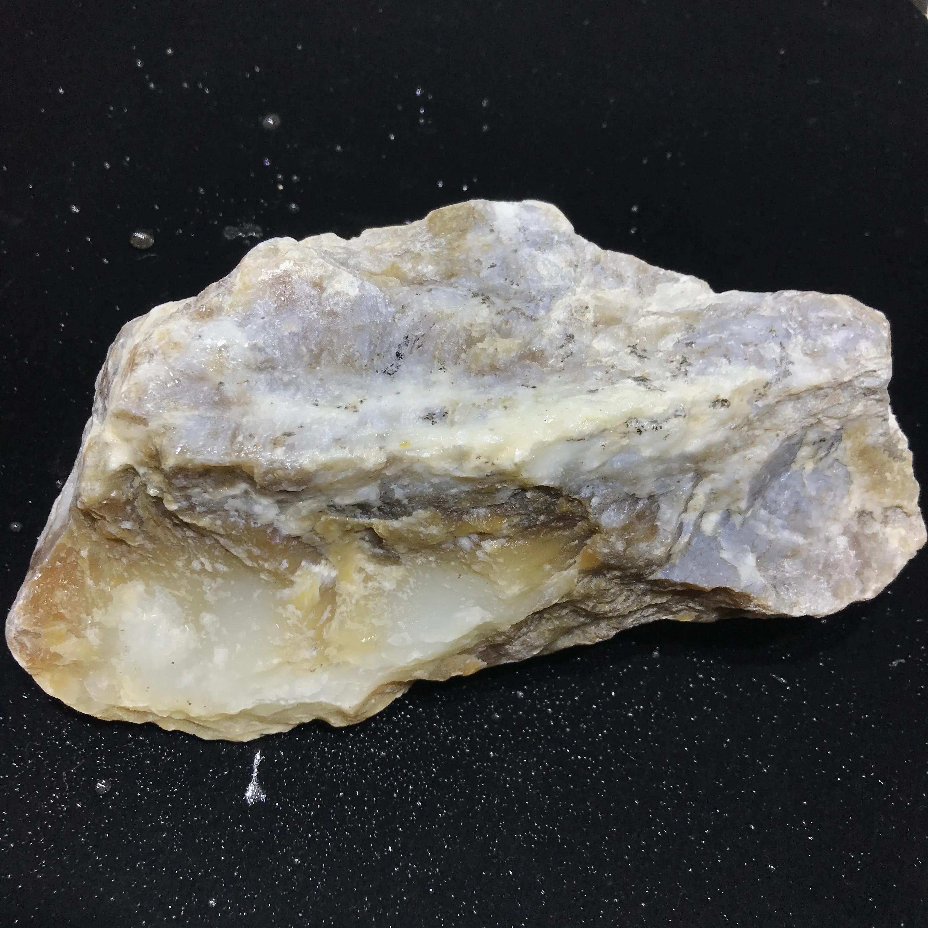 怎么打灯辨别和田玉石真假,玉石手串怎么辨别真假