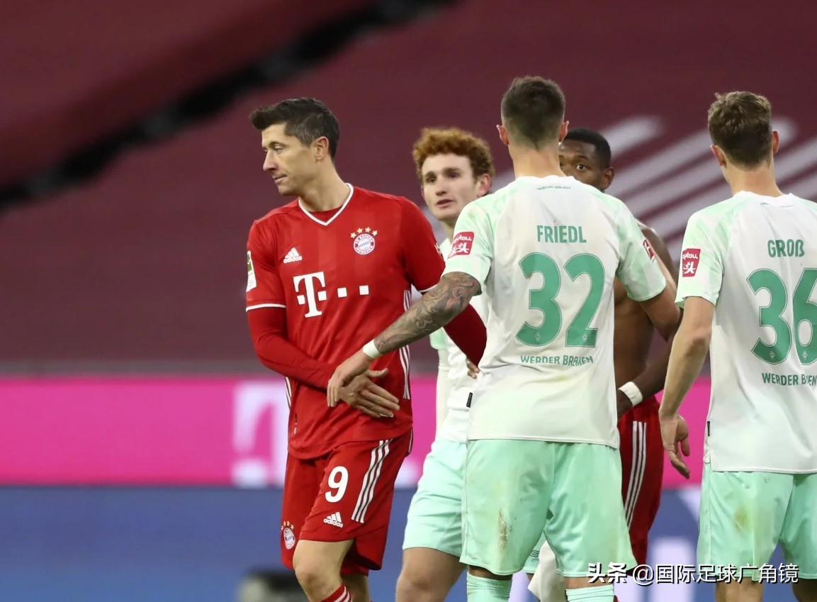 哈兰德对莱万,哈兰德首秀拜仁