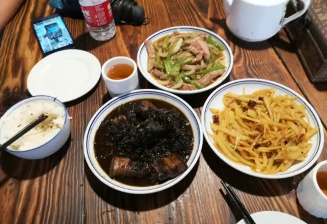 第一次去乌镇去东廊还是西廊,乌镇第一次旅游攻略