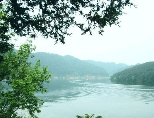 中国的抗日根据地陕甘宁地位,抗战时期中国几个大镇