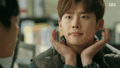 头发很硬两侧总是翘起怎么剪,头发很硬两侧总是翘起