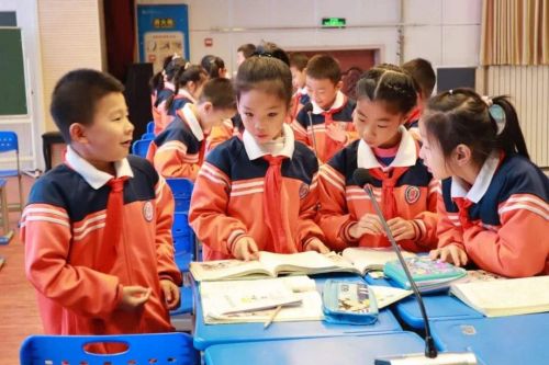 书写新时代校园建设新篇章,书写学校发展新的奋进之笔