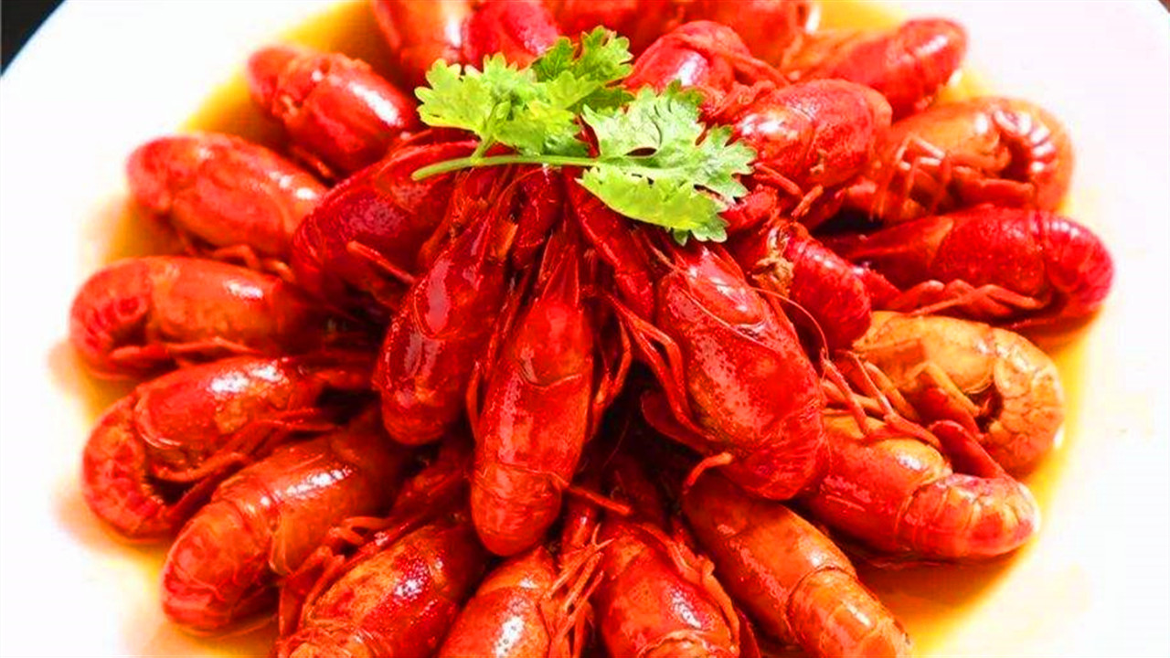 正宗潜江油焖小龙虾的做法,油焖小龙虾用什么油不会油腻