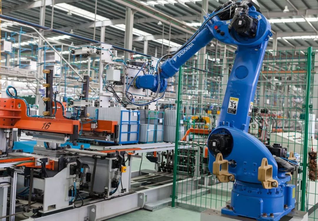 *镕基朱**“网开一面”，华日“起死回生”