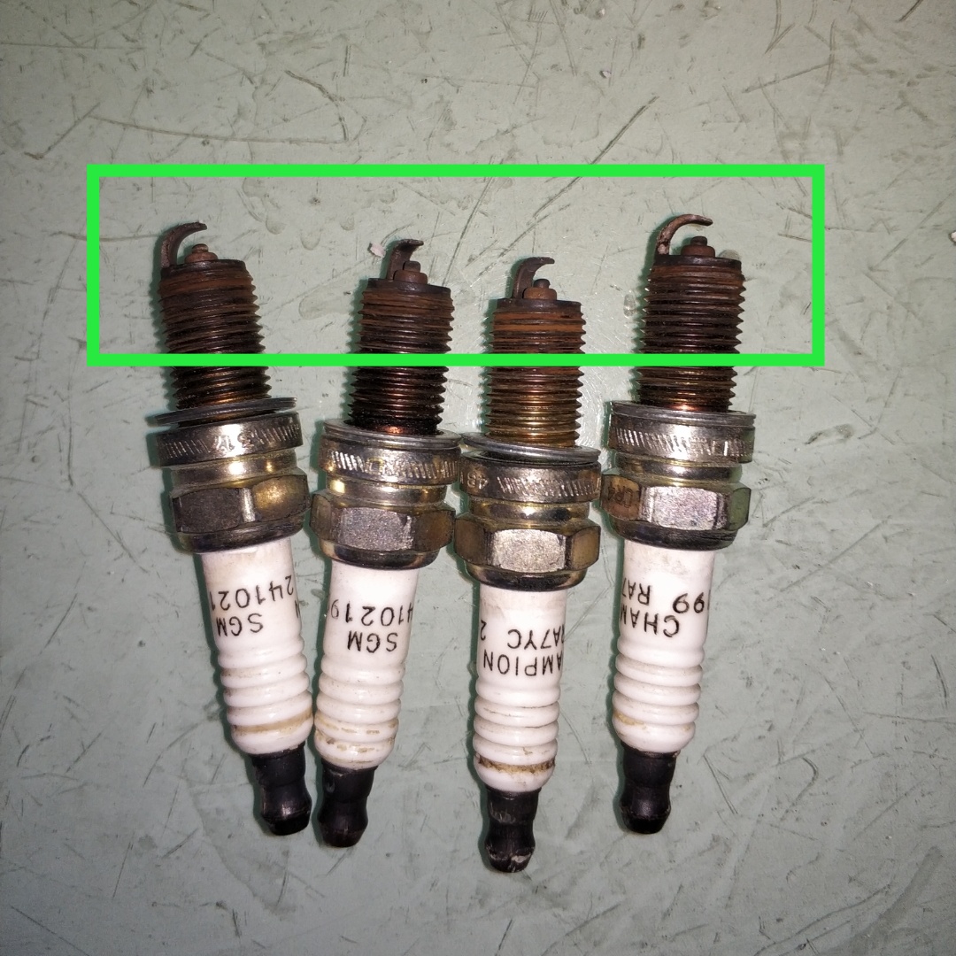 火花塞有必要2万公里更换吗,火花塞超过五万公里不换会怎么样