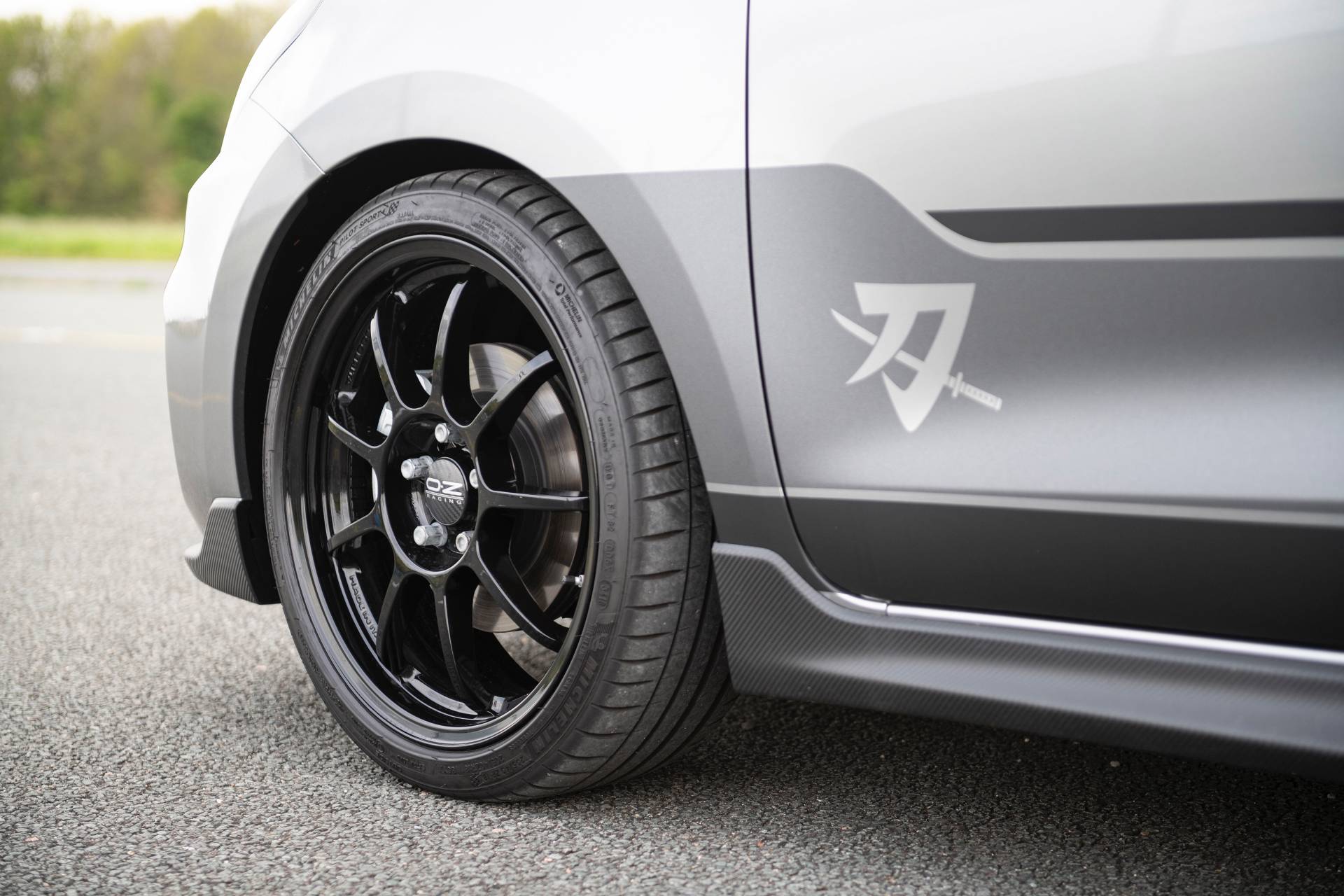 2019款铃木雨燕swift亮相,新一代铃木雨燕swift