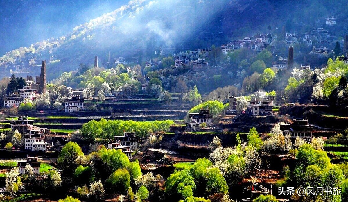 成都出发林芝旅游攻略图,金川梨花节自驾游五日线路图