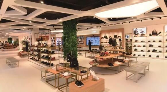 又一鞋业巨头倒下曾请周杰伦代言,又一女鞋巨头拟在资本市场退市