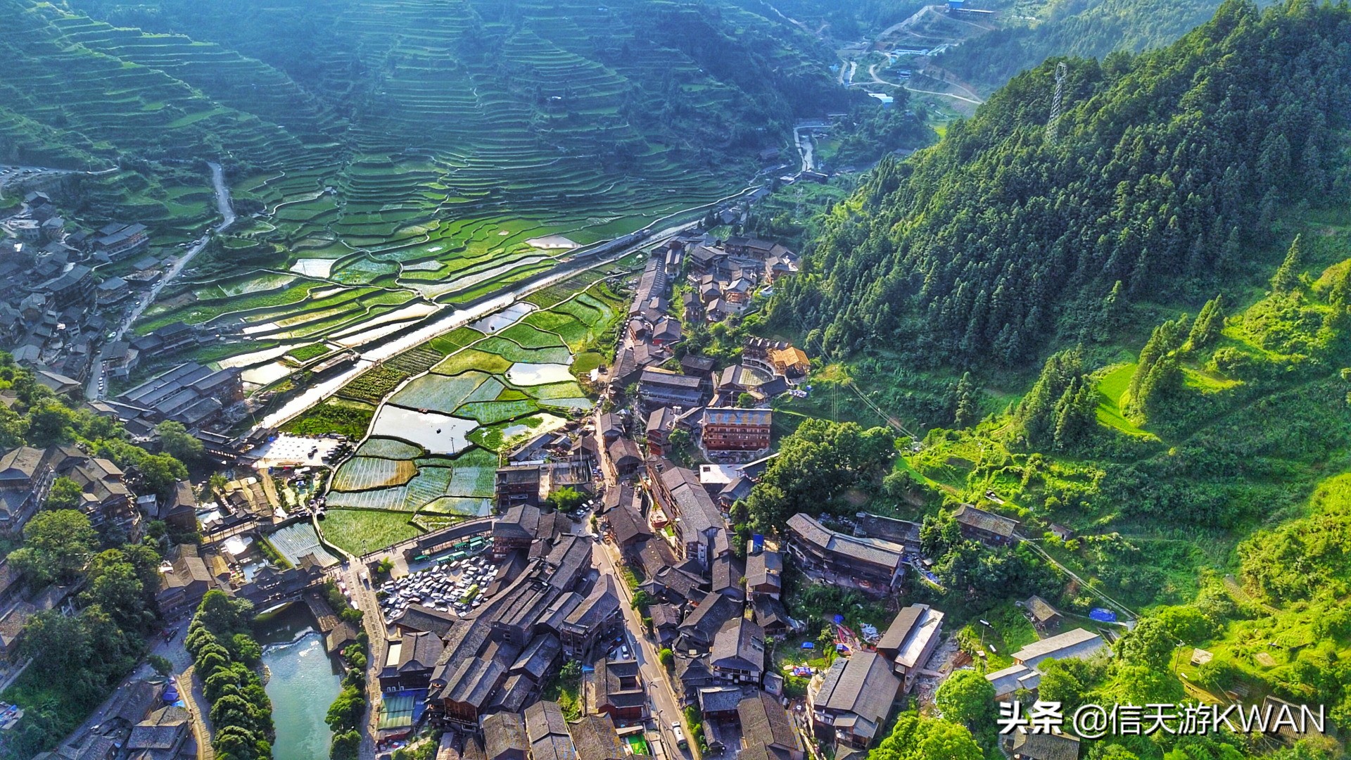 余秋雨关于西江千户苗寨的名句,西江千户苗寨以美丽回答一切