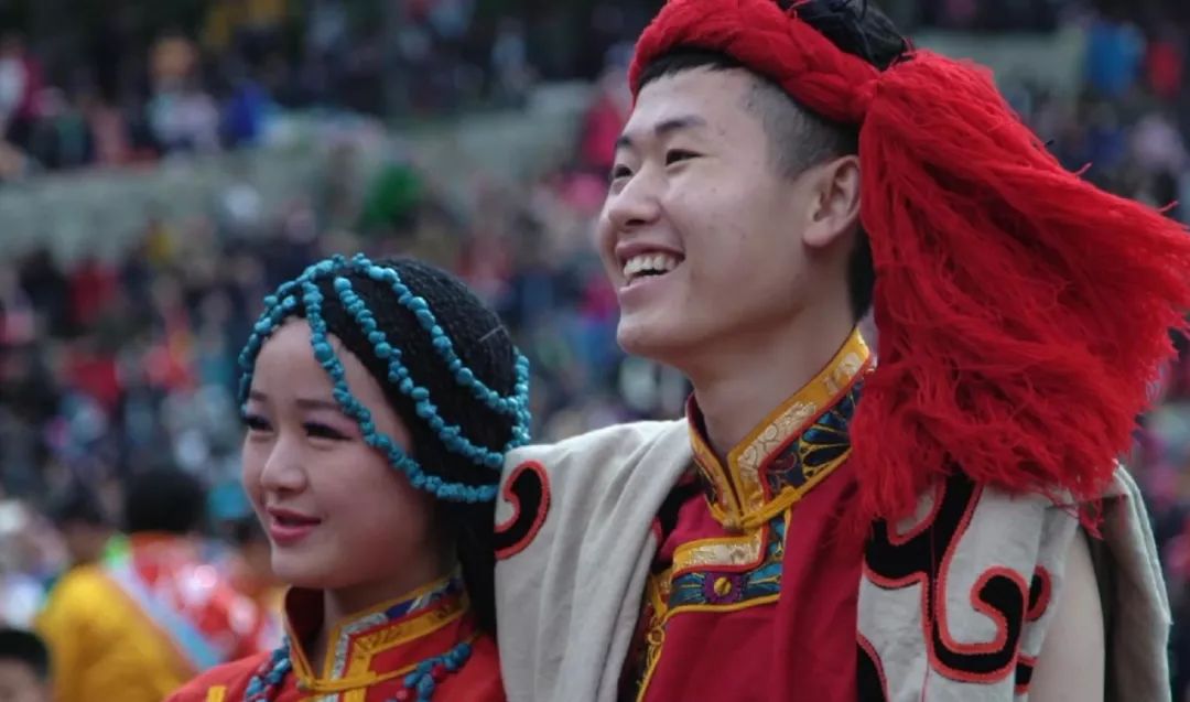 从康定开始一路都是绝美风景,从康定到新都桥景色视频