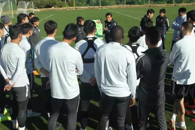 一方最新消息,一方中超最新转会消息