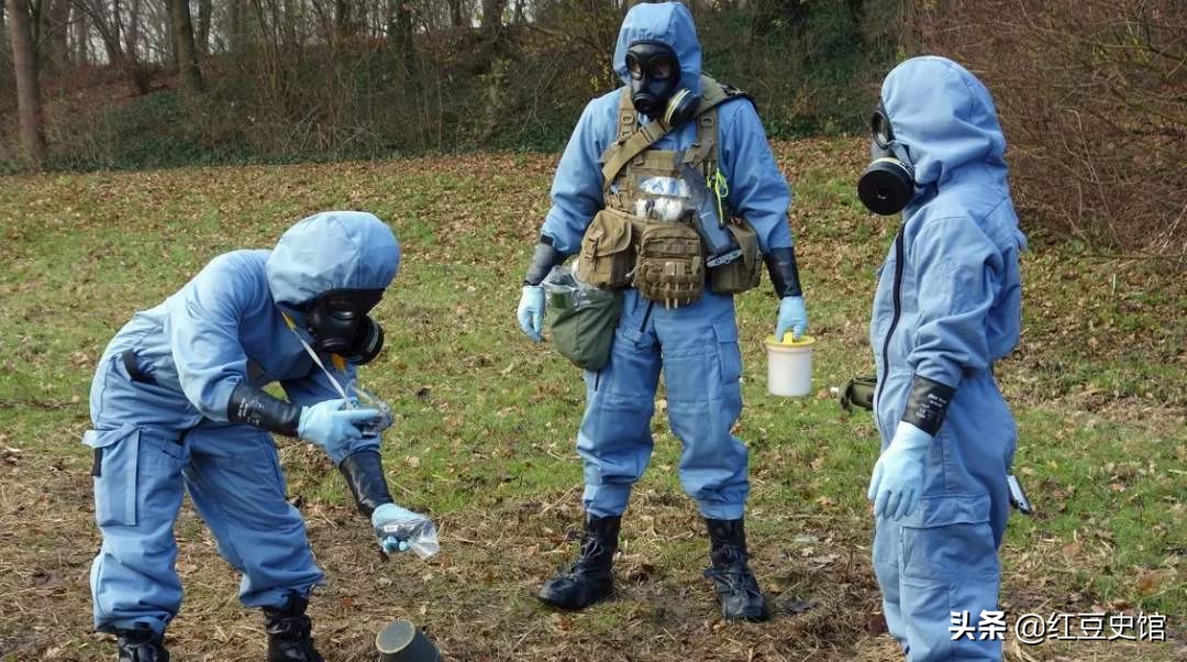 工地挖出50多具尸骨,工地挖出铁桶里面都是尸体