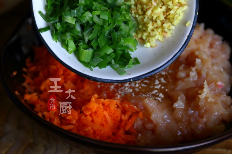 糖醋丸子的家常做法最简单好吃,家常糖醋丸子简单做法