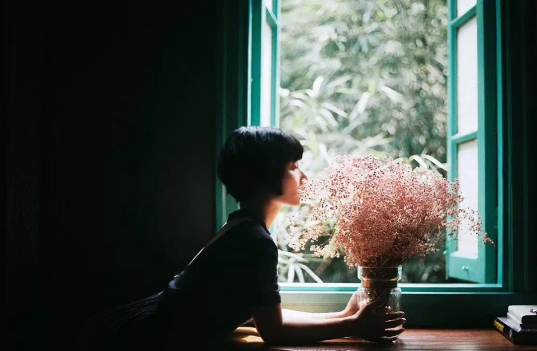 不管是出租屋还是自己存款买的小房住的舒心才是生活