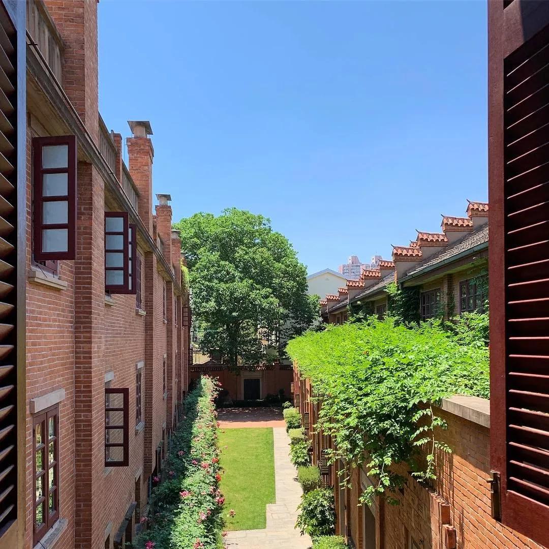 西湖边的传奇山庄，开业登顶“杭州最贵酒店”，旧址重生yyds