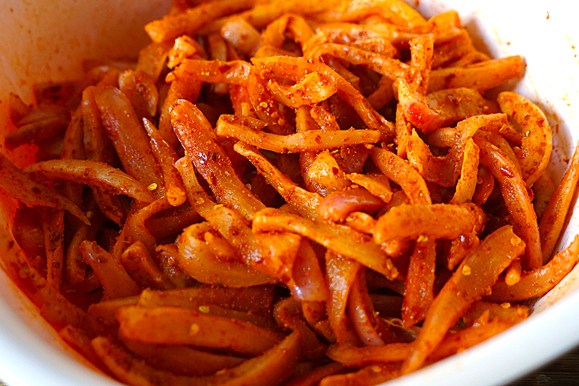 晒过的萝卜干怎么腌才好吃,萝卜干怎么腌可以直接吃又甜又香