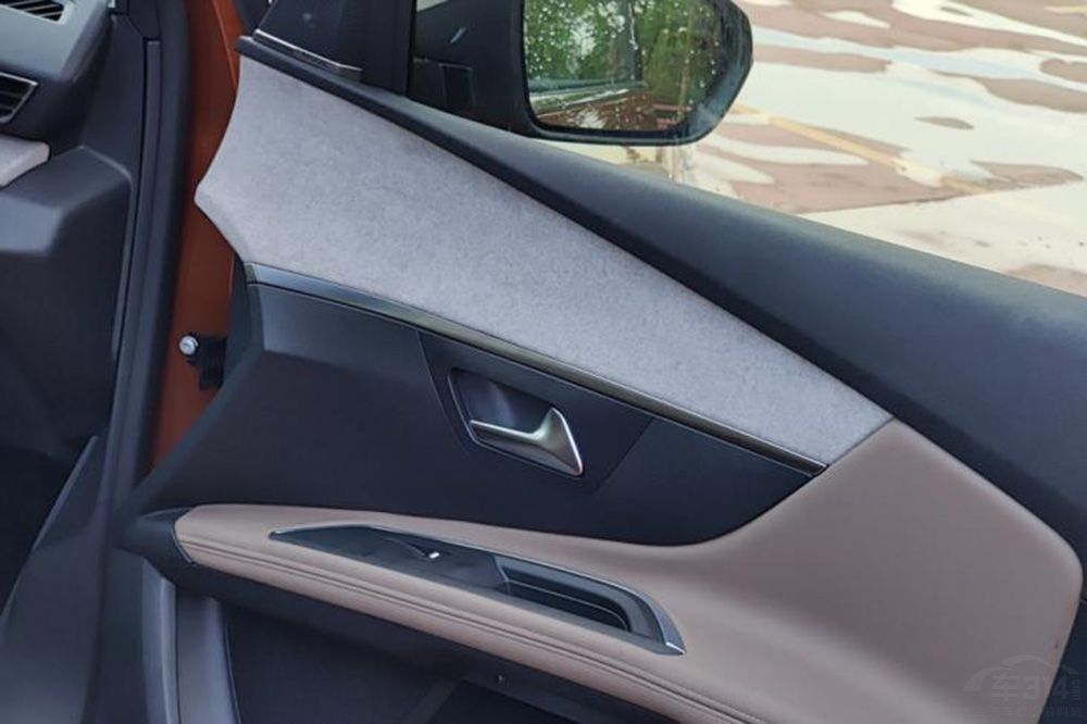 标致5008绕桩评测视频,2023标致5008绕桩测试